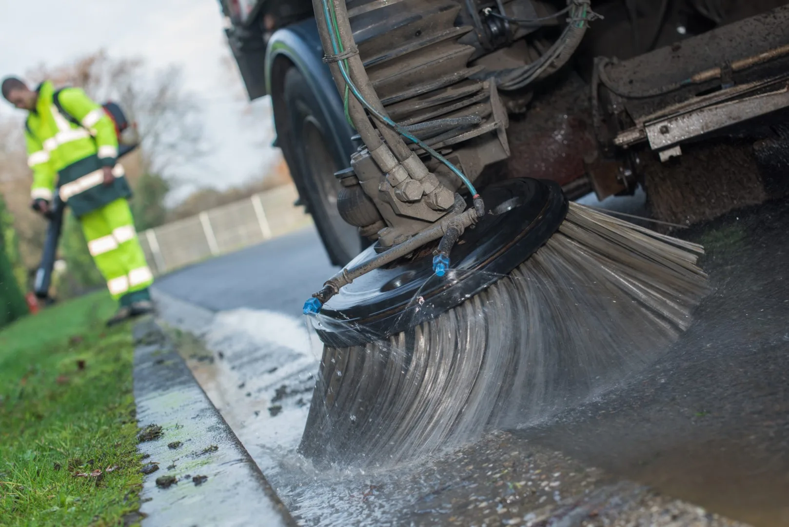 close up from parts of a street cleaning vehicle